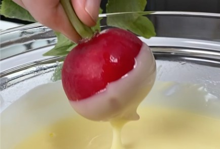 Фото шага рецепта Редиска в сливочном масле 173436 шаг 6  