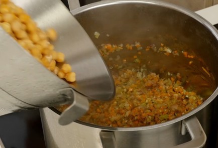 Фото шага рецепта Греческий постный суп ревифья 114713 шаг 6  