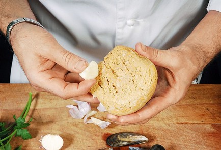 Фото шага рецепта Рыбацкий хлеб 42414 шаг 1  