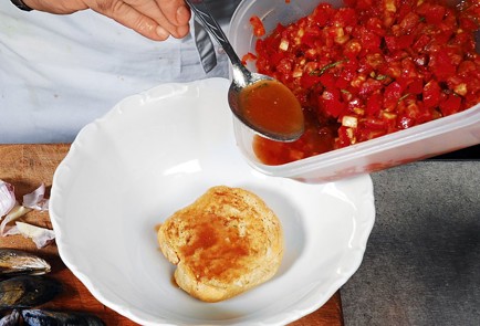 Фото шага рецепта Рыбацкий хлеб 42414 шаг 2  