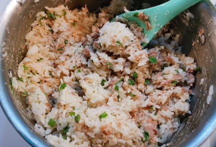 Фото шага рецепта Рис с тунцом 190628 шаг 8  