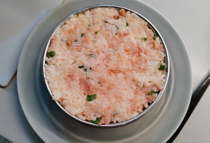 Фото шага рецепта Рис с тунцом 190628 шаг 9  