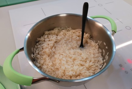 Фото шага рецепта Рис с тушеной свининой 186565 шаг 3  