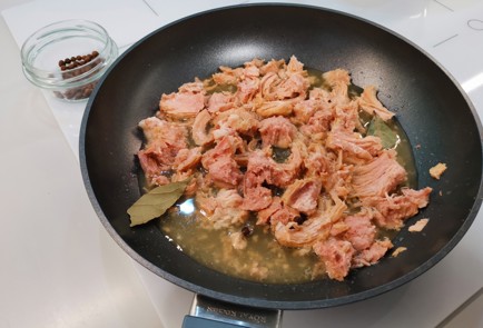 Фото шага рецепта Рис с тушеной свининой 186565 шаг 7  