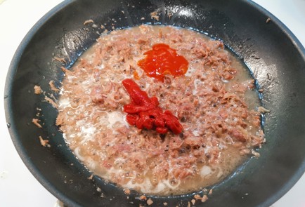 Фото шага рецепта Рис ширатаки пофлотски 176205 шаг 5  