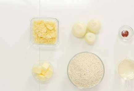 Фото шага рецепта Ризотто алла миланезе 92782 шаг 1  