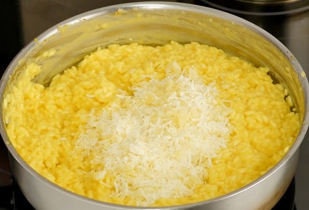 Фото шага рецепта Ризотто алла миланезе 92782 шаг 11  
