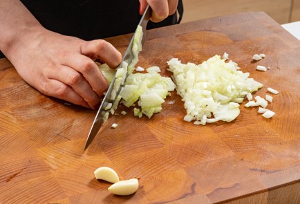 Фото шага рецепта Ризотто из булгура с белыми грибами 176027 шаг 2  