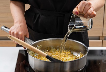 Фото шага рецепта Ризотто из булгура с белыми грибами 176027 шаг 5  