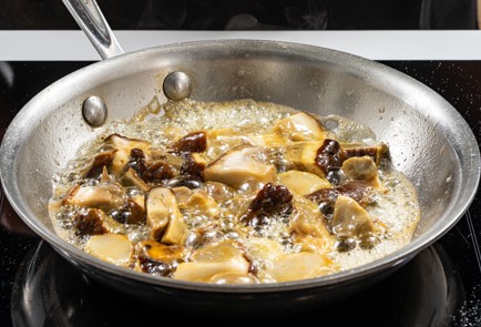 Фото шага рецепта Ризотто из булгура с белыми грибами 176027 шаг 7  