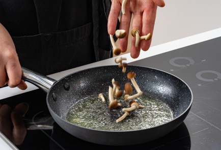 Фото шага рецепта Ризотто из перловки с грибами 175702 шаг 10  