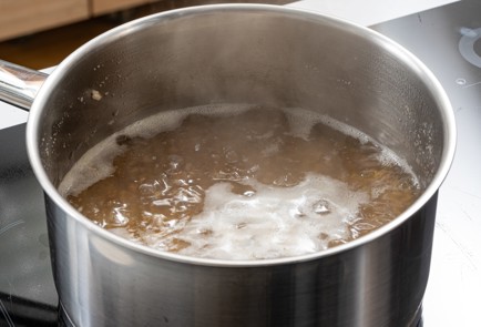 Фото шага рецепта Ризотто из полбы с куриными сердечками 175703 шаг 2  