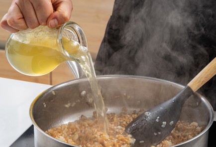 Фото шага рецепта Ризотто из полбы с куриными сердечками 175703 шаг 9  