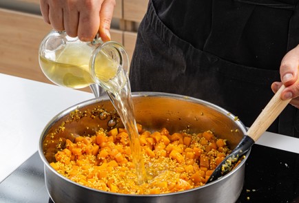 Фото шага рецепта Ризотто из пшена с тыквой и креветками 175704 шаг 8  