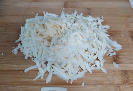 Фото шага рецепта Ролл из лаваша с ветчиной и сыром 190147 шаг 2  