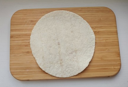 Фото шага рецепта Роллы с красной рыбой 189253 шаг 3  