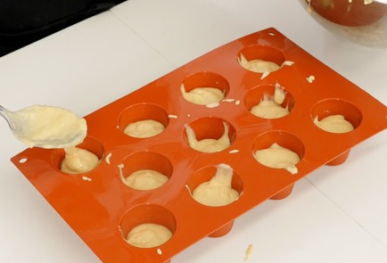 Фото шага рецепта Ромовая баба 93523 шаг 4  