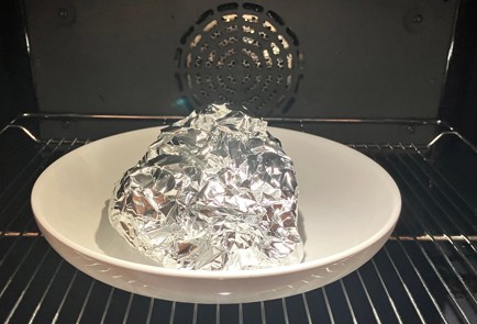 Фото шага рецепта Ростбиф с зеленым горошком и тимьяном 191171 шаг 10  