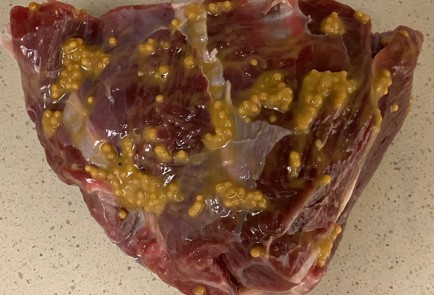 Фото шага рецепта Ростбиф с зеленым горошком и тимьяном 191171 шаг 6  