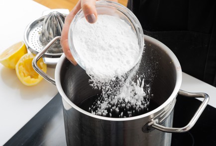 Фото шага рецепта Рождественский Пунш епископа по рецепту Джейми Оливера 151798 шаг 5  