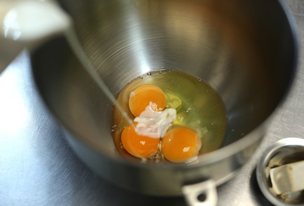 Фото шага рецепта Рождественский штоллен 137973 шаг 1  