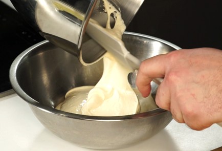 Фото шага рецепта Рождественское полено без муки 137966 шаг 1  