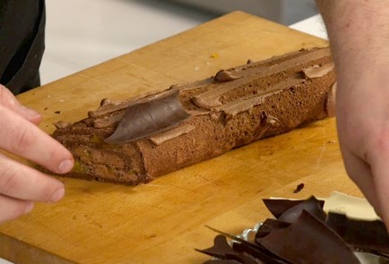 Фото шага рецепта Рождественское полено без муки 137966 шаг 14  