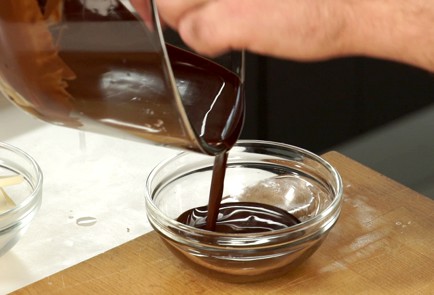 Фото шага рецепта Рождественское полено без муки 137966 шаг 8  