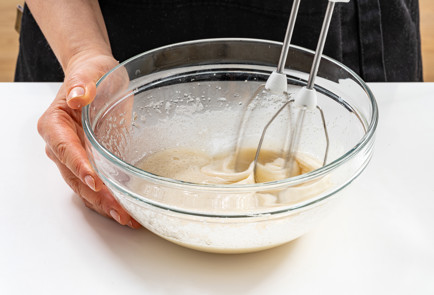 Фото шага рецепта Рожок для мороженого 189261 шаг 3  