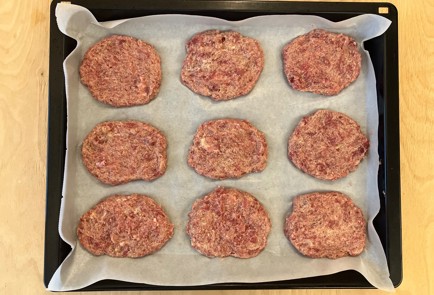 Фото шага рецепта Рубленые бифштексы запеченные в духовке 173873 шаг 8  
