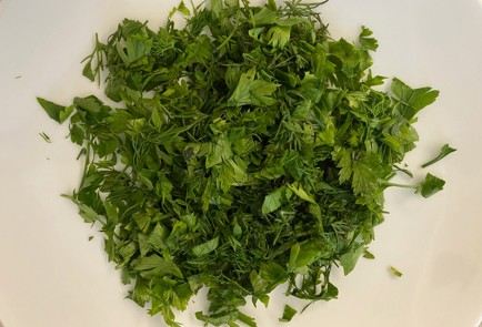 Фото шага рецепта Рубленые бифштексы с грибами и зеленью 189989 шаг 2  