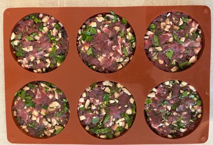 Фото шага рецепта Рубленые бифштексы с грибами и зеленью 189989 шаг 9  