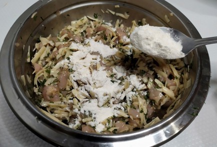 Фото шага рецепта Рубленые котлеты из куриного филе с сыром 188040 шаг 7  