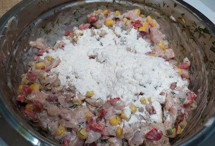 Фото шага рецепта Рубленые котлеты из куриной грудки 190734 шаг 7  