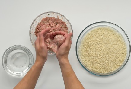 Фото шага рецепта Рубленые котлеты 151437 шаг 6  