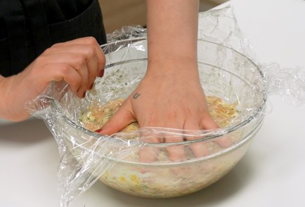 Фото шага рецепта Рубленые куриные котлеты 140899 шаг 5  