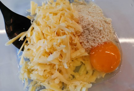 Фото шага рецепта Рубленые куриные котлеты 176014 шаг 4  