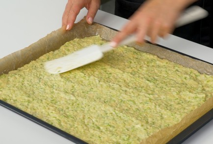 Фото шага рецепта Рулет из кабачков 151242 шаг 7  