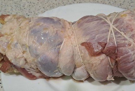 Фото шага рецепта Рулет из свинины 190618 шаг 8  