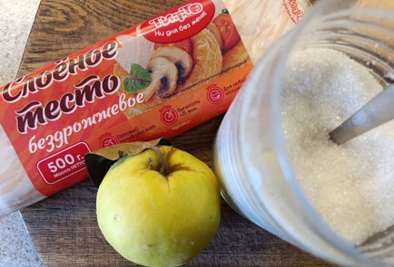 Фото шага рецепта Рулет с айвой 191009 шаг 1  