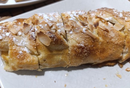 Фото шага рецепта Рулет с айвой 191009 шаг 11  