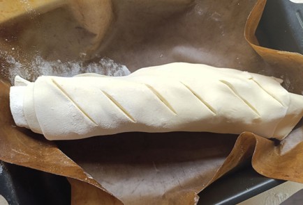 Фото шага рецепта Рулет с айвой 191009 шаг 7  