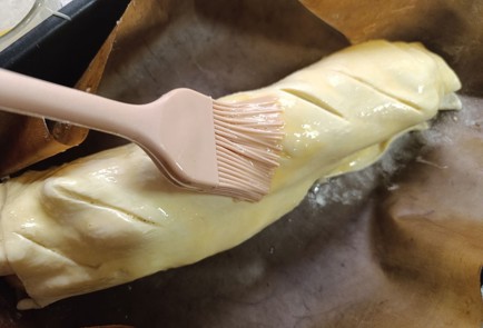 Фото шага рецепта Рулет с айвой 191009 шаг 8  