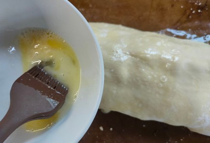 Фото шага рецепта Рулет с курицей яйцом и зеленым луком 176188 шаг 16  