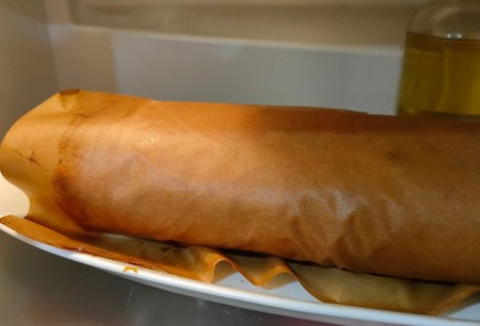 Фото шага рецепта Рулет с творожнояблочной начинкой 175090 шаг 27  