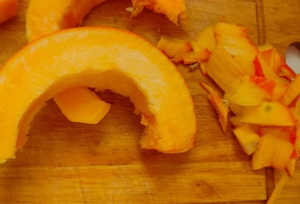 Фото шага рецепта Рулет с тыквой и яблоками 187470 шаг 3  