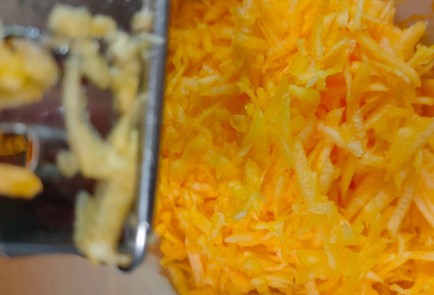 Фото шага рецепта Рулет с тыквой и яблоками 187470 шаг 4  