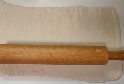 Фото шага рецепта Рулет с яблоком и корицей 188809 шаг 9  