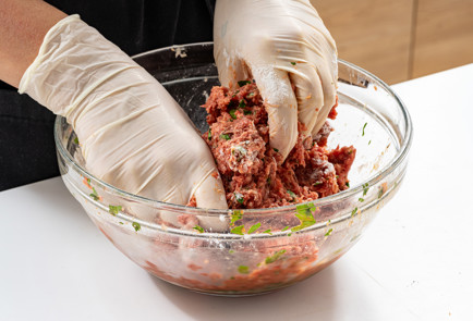 Фото шага рецепта Рулет в духовке 190676 шаг 6  