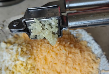 Фото шага рецепта Рулетики из баклажанов в духовке 189898 шаг 5  